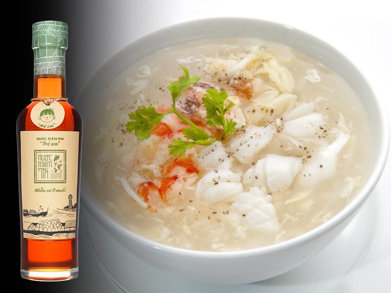 Cháo cá lóc mồng tơi có nước mắm em bé