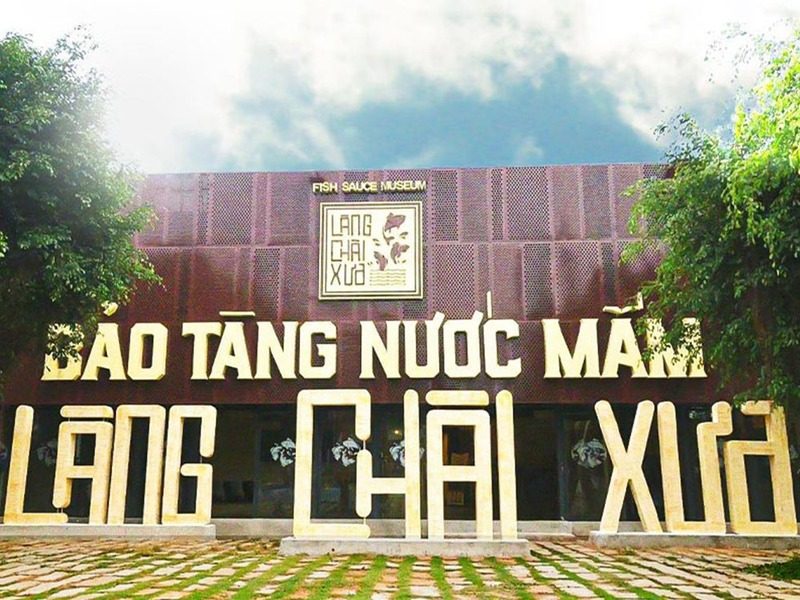 nuoc-mam-nhi-ca-com-than-lang-chai-xua-3 Bảo tàng nước mắm Làng Chài Xưa ở Phan Thiết